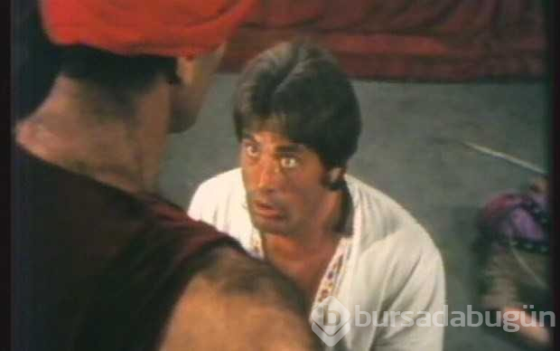 300 filmi duyunca Cüneyt Arkın'ı kovmuşlar
