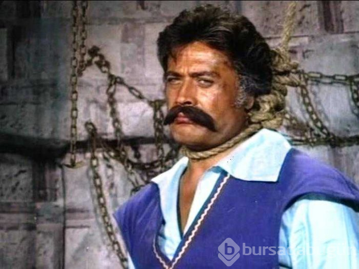 300 filmi duyunca Cüneyt Arkın'ı kovmuşlar
