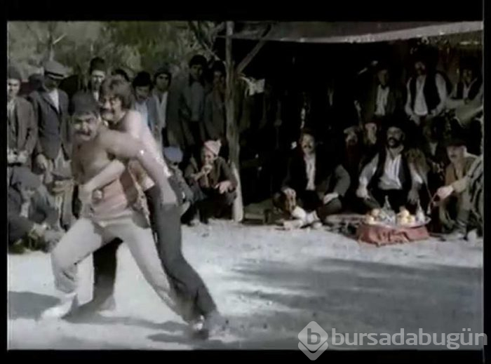 300 filmi duyunca Cüneyt Arkın'ı kovmuşlar

