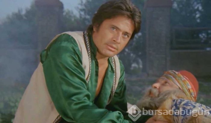 300 filmi duyunca Cüneyt Arkın'ı kovmuşlar
