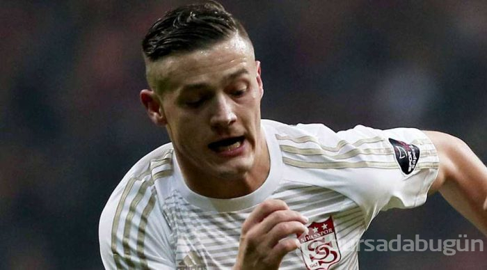 Süper Lig'de kulüpsüz kalan futbolcular
