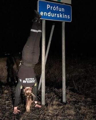 Polisler burada ne iş yapıyor?
