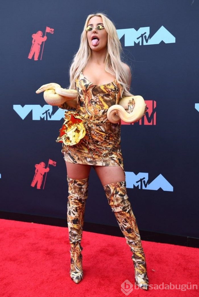 2019 MTV Video Müzik Ödülleri'nde en kötü giyinenler