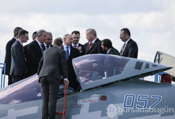 Başkan Erdoğan ve Putin fuar alanını birlikte inceledi
