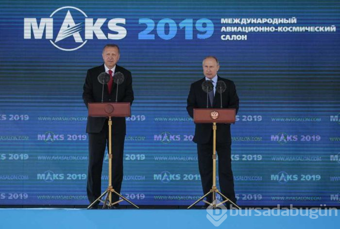 Başkan Erdoğan ve Putin fuar alanını birlikte inceledi
