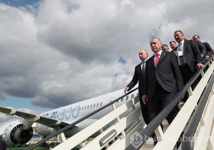 Başkan Erdoğan ve Putin fuar alanını birlikte inceledi

