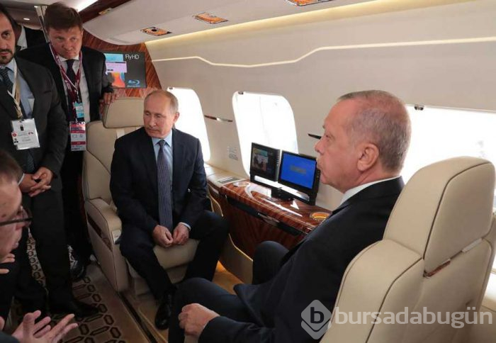Başkan Erdoğan ve Putin fuar alanını birlikte inceledi
