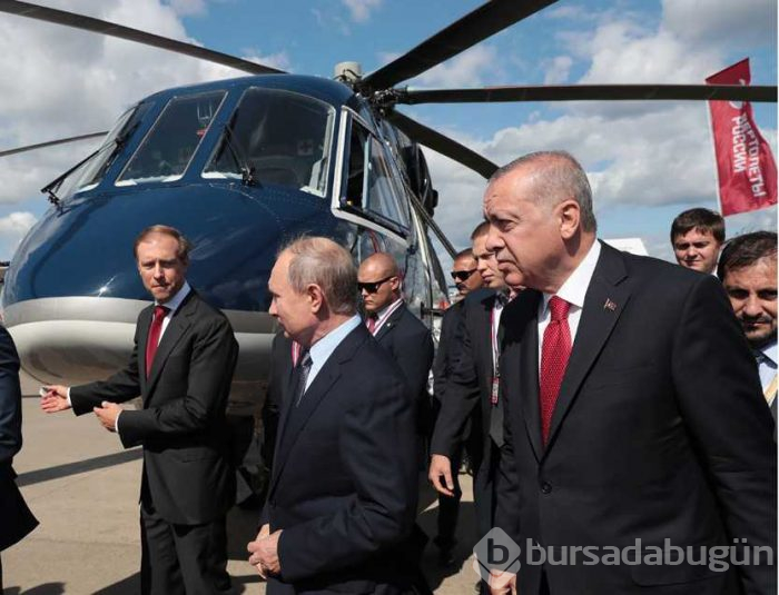 Başkan Erdoğan ve Putin fuar alanını birlikte inceledi
