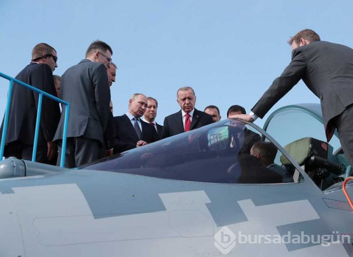 Başkan Erdoğan ve Putin fuar alanını birlikte inceledi
