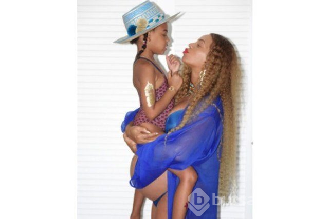 Beyonce ikizlerinin doğumunu anlattı..