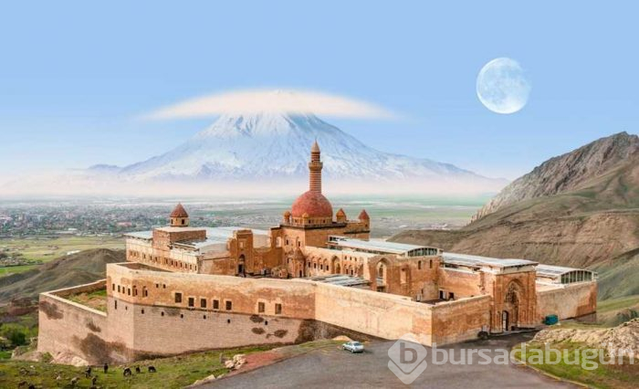 235 yıldır tarihe ışık tutan Osmanlı sarayı: İshakpaşa
