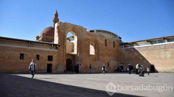 235 yıldır tarihe ışık tutan Osmanlı sarayı: İshakpaşa
