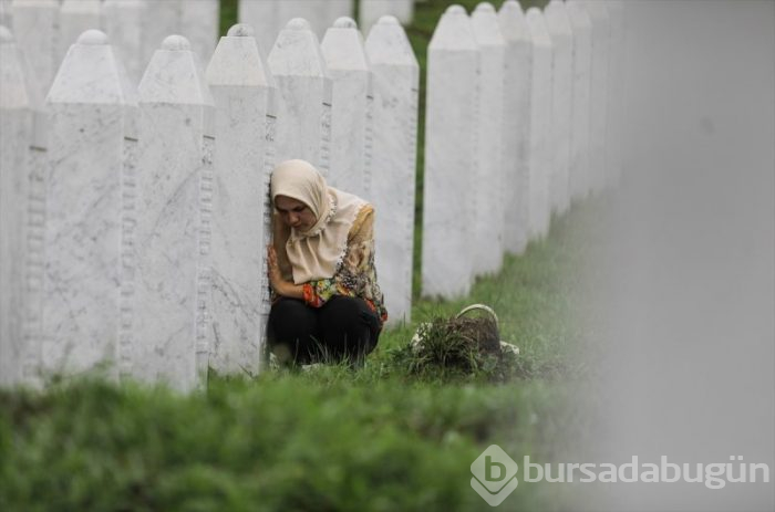 Srebrenitsa'daki acının fotoğrafları
