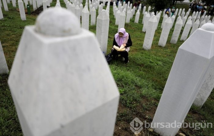 Srebrenitsa'daki acının fotoğrafları
