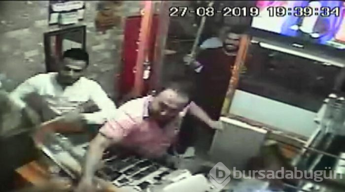 30 liralık ücreti ödemeyi reddetti, ortalığı birbirine kattı
