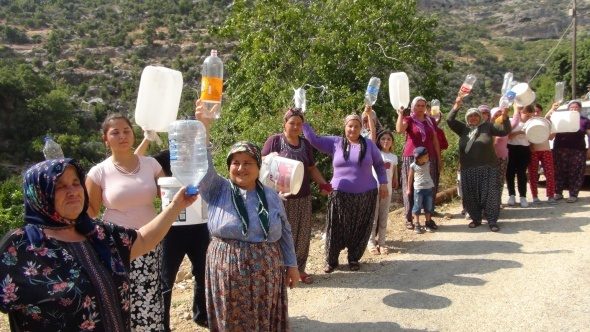 1 litre su için 1 kilometre su kuyruğu

