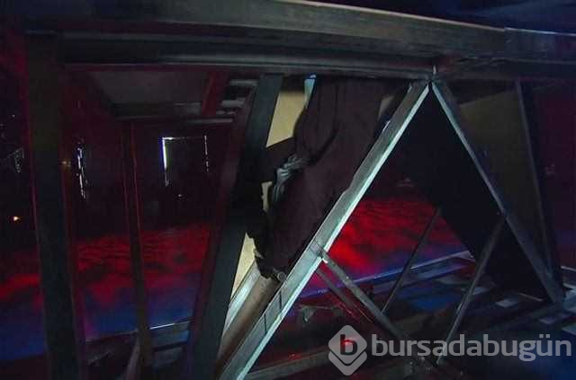 Sihirbazlığın sırlarını ortaya çıkardı
