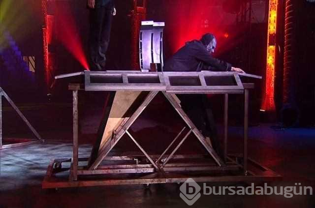 Sihirbazlığın sırlarını ortaya çıkardı

