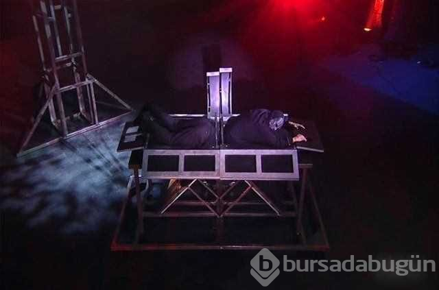 Sihirbazlığın sırlarını ortaya çıkardı

