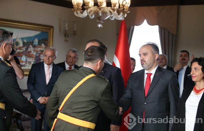 30 Ağustos Zafer Bayramı Bursa'da coşkuyla kutlandı