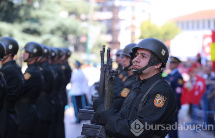 30 Ağustos Zafer Bayramı Bursa'da coşkuyla kutlandı