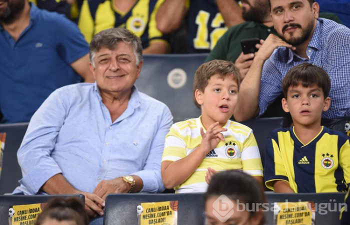 Kadıköy'de geceye damga vuran görüntü!