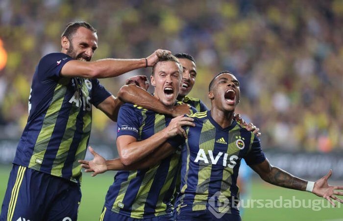 Kadıköy'de geceye damga vuran görüntü!