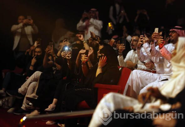 Suudi Arabistan'da festival! Görüntüler şaşırttı