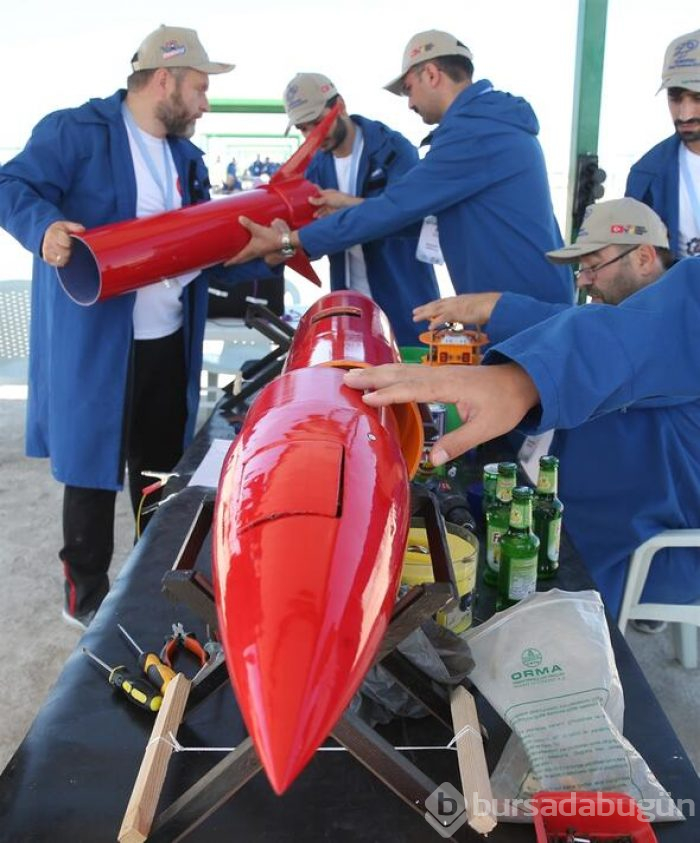 Bakan Varank, TEKNOFEST roket yarışlarını izledi
