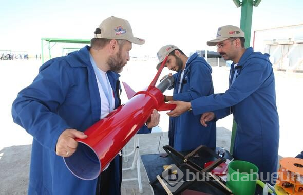 Bakan Varank, TEKNOFEST roket yarışlarını izledi
