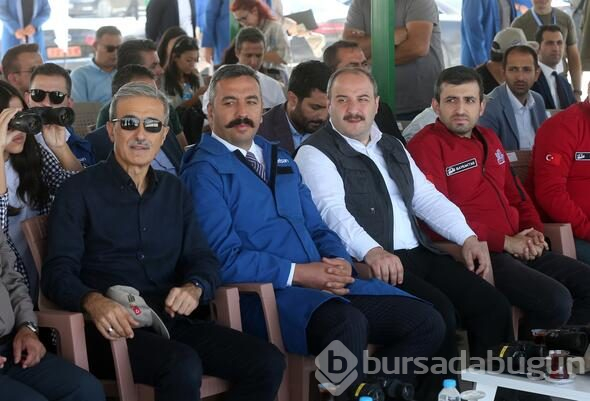 Bakan Varank, TEKNOFEST roket yarışlarını izledi

