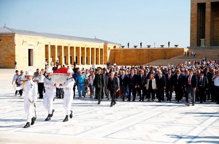 CHP heyetinden Anıtkabir'e ziyaret