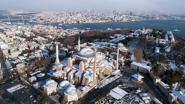 5 yılın en iyi rakamı... 7 ayda rekor kırıldı! En çok o ülkeden geldiler
