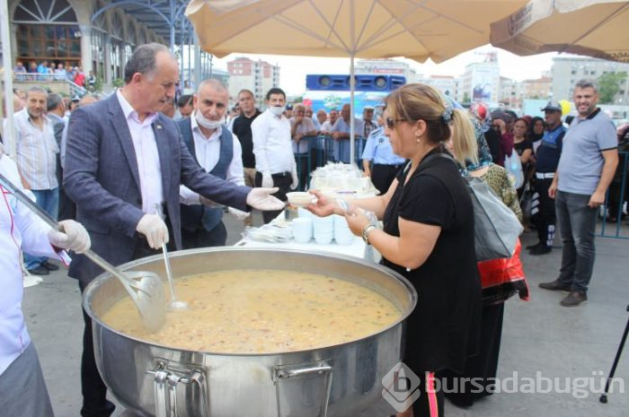 5 bin kişilik dev aşure kazanı