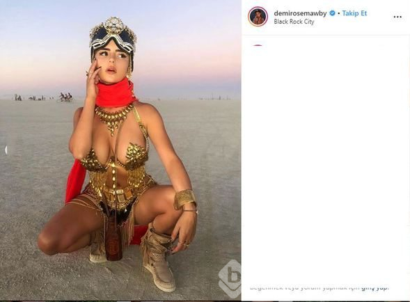 Demi Ross dansöz gibi giyindi!