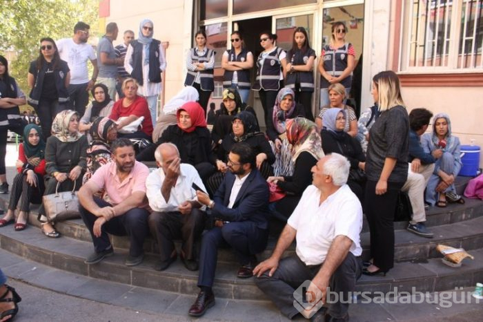HDP önünde eylem yapan aile sayısı 8. günde 20'ye yükseldi!