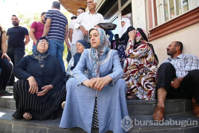 HDP önünde eylem yapan aile sayısı 8. günde 20'ye yükseldi!