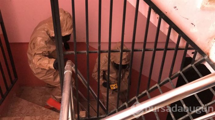 5 katlı apartmanda geniz yakan koku paniği