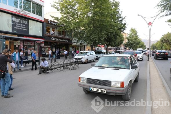 Erzincan'da dikkat çekmek için ilginç eylem