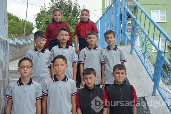 28 kişilik sınıfta 12 tek yumurta ikizi