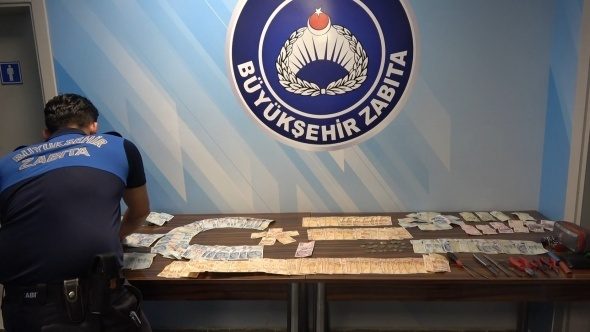 Dilencinin üzerinden çıkan para zabıta ekiplerini şaşkına çevirdi!