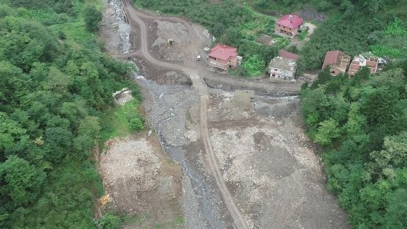 Selde kaybolan 2 kişi için arama çalışmaları 2,5 ay sonra yeniden başladı