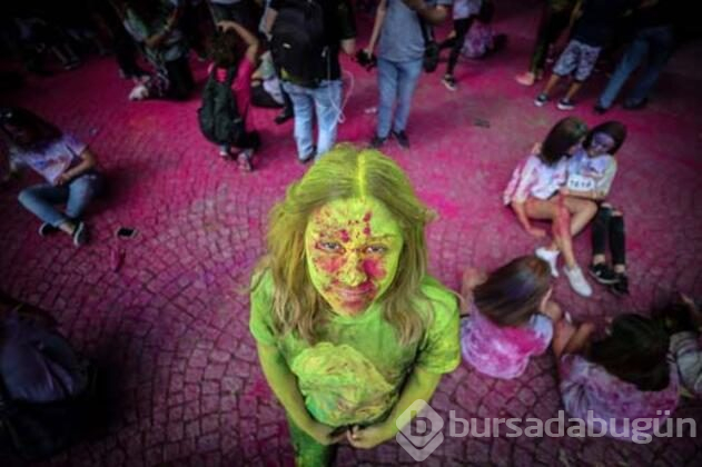 Bursa'da renkli koşu