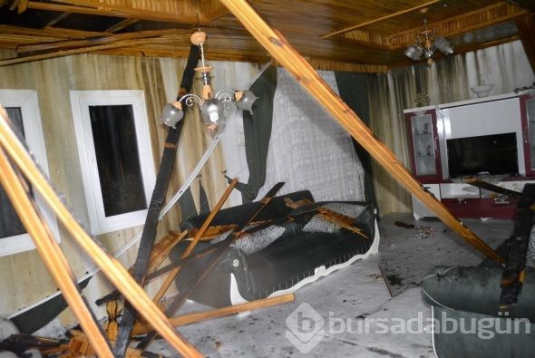 Düğüne 3 gün kala evleri yanan çifte yardım