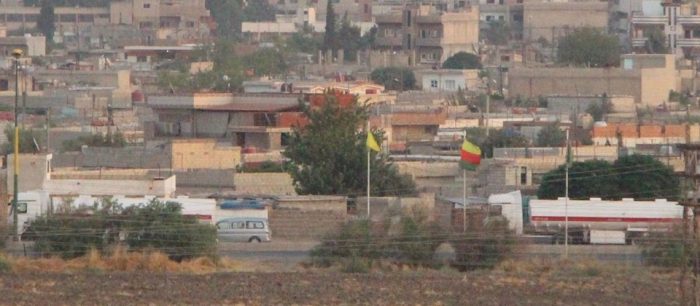 Suriye'den Irak'a giden ABD konvoyu görüntülendi!