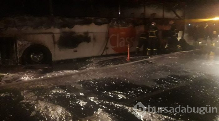 Aksaray'da yolcu otobüsü yandı