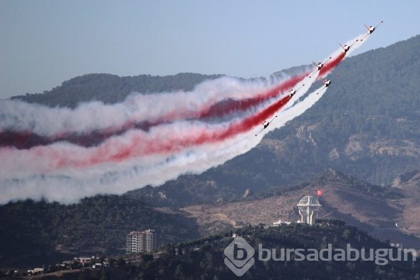 Türk Yıldızları ve Solo Türk nefes kesti!