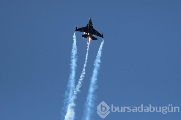 Türk Yıldızları ve Solo Türk nefes kesti!