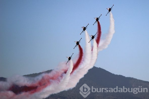 Türk Yıldızları ve Solo Türk nefes kesti!
