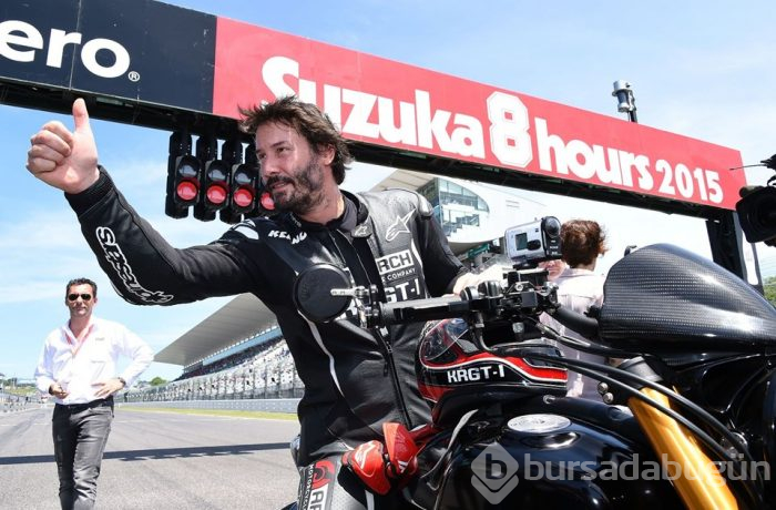 Keanu Reeves: Neo'ya uygun şekilde yaşamaya çalışıyorum